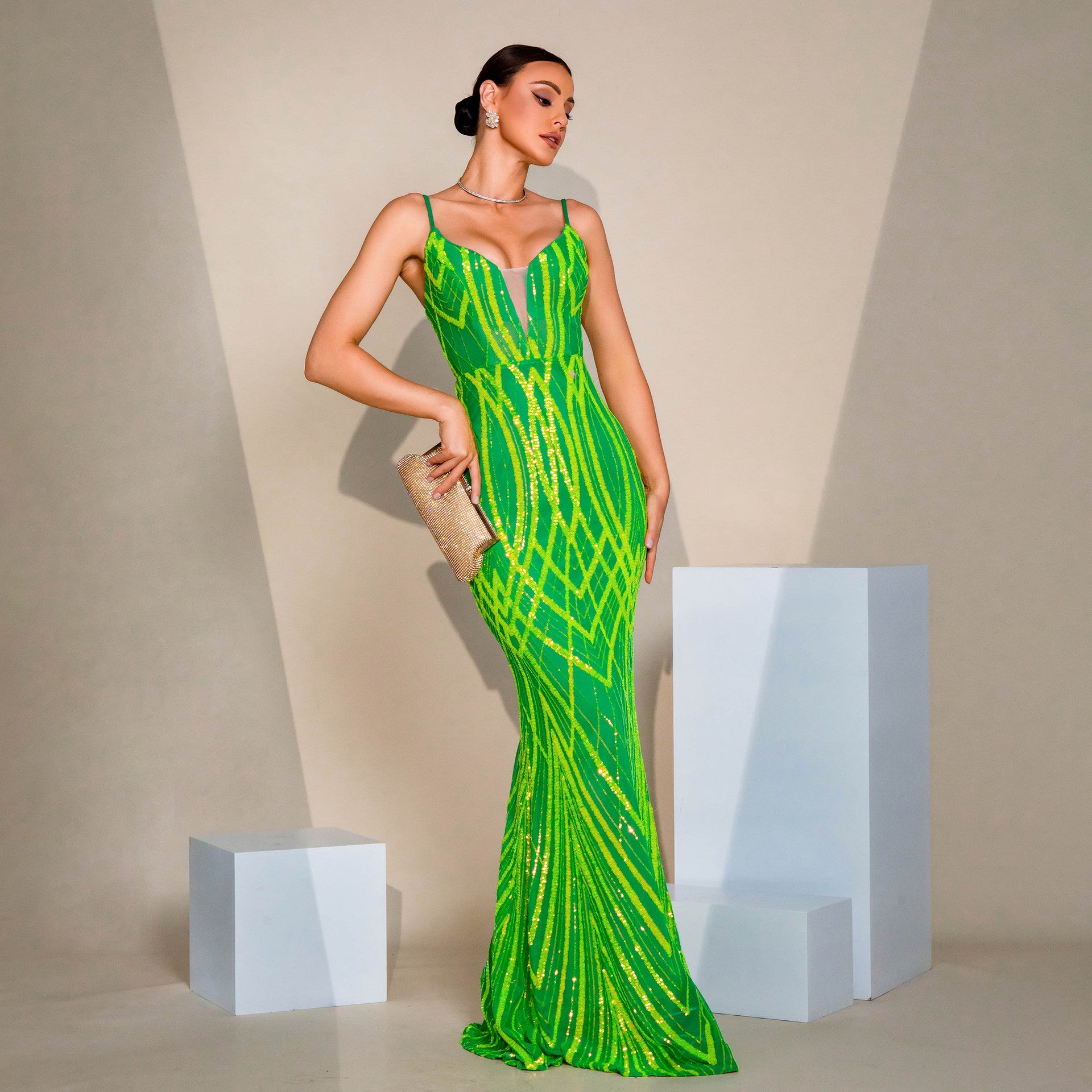 V-neck Strap Sequined Fishtail Evening Dress