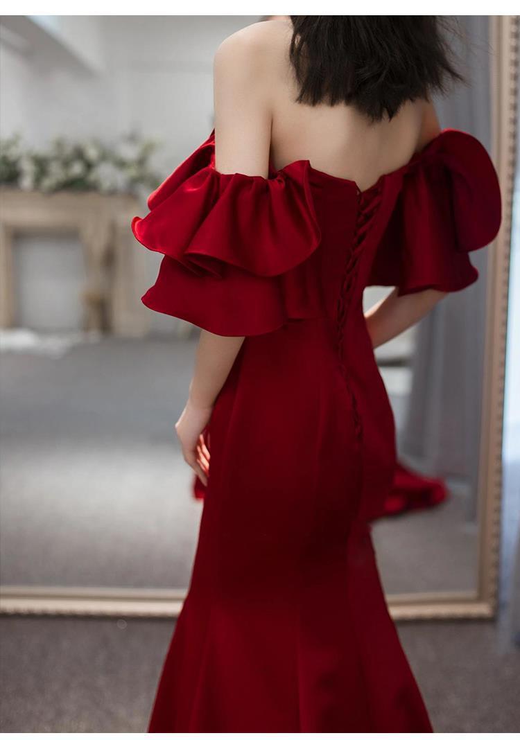 Off-shoulder Simple Graceful Waist Fishtail Gown